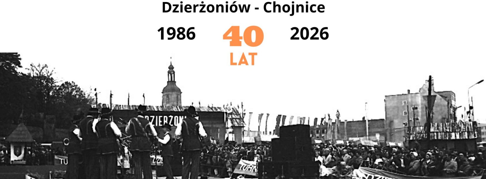 stara fotografia z telewizyjnego turnieju miast realizowanegow Dzierżoniowie z napisem Dzierżoniów-Chojnice 40 lat