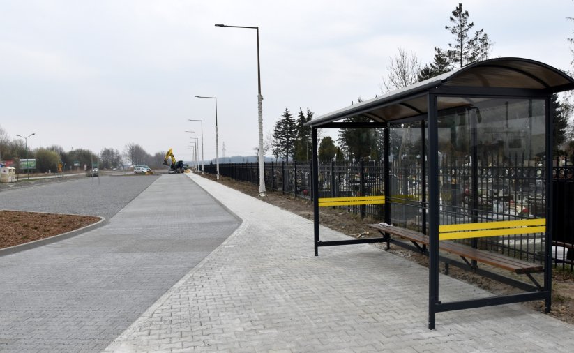 przystanek autobusowy w tle remont parkingu