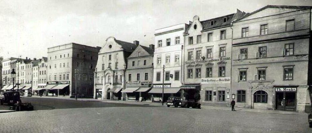Archiwalne zdjęicie kamienic w dzierżoniowskim rynku